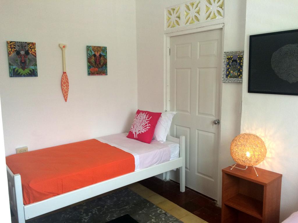 Casa Del Rayo Verde Hotelito Solidario Portobelo Room photo