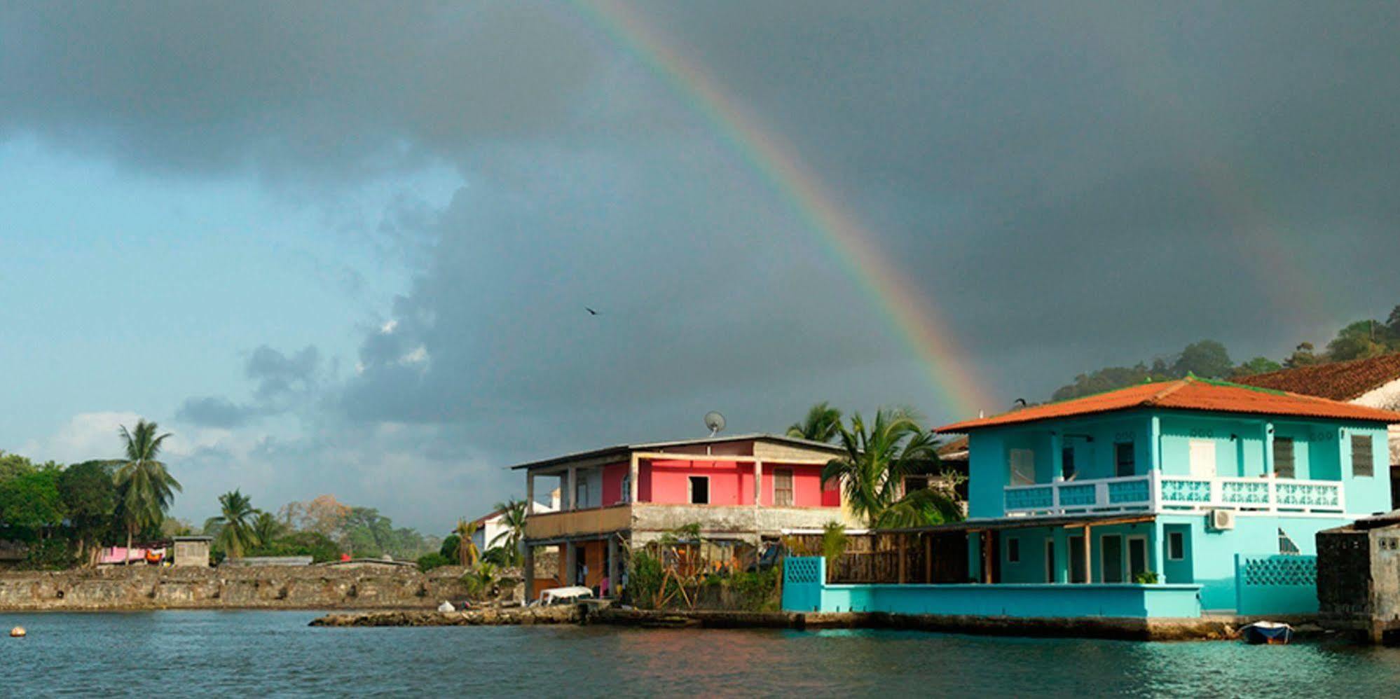 Casa Del Rayo Verde Hotelito Solidario Portobelo Exterior photo